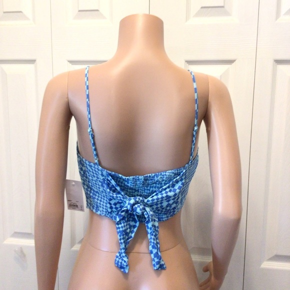 SO Juniors Blue Checked Floral Contrast Bandana Crop Tank Top Size Medium - Picture 3 of 5